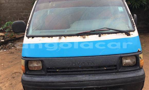 Comprar Usado Hino 916 Azul Caminhão em Caconda em Huila Comprar Usado Hino 916 Azul Caminhão em Caconda em Huila