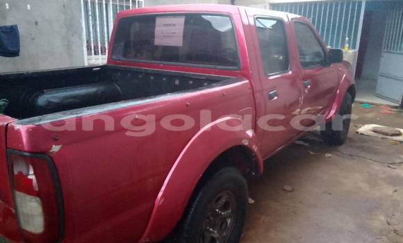 Comprar Usado Nissan Hardbody Vermelho Carro em Caconda em Huila Comprar Usado Nissan Hardbody Vermelho Carro em Caconda em Huila