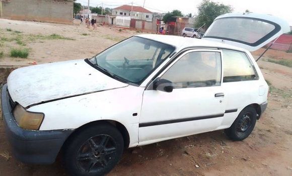 Comprar Usado Hyundai Starex Branco Carro em Camabatela em Uige Comprar Usado Hyundai Starex Branco Carro em Camabatela em Uige