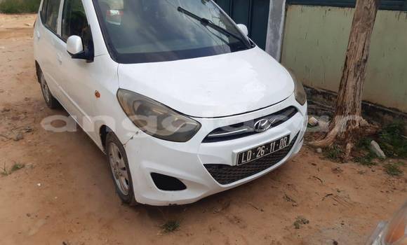 Comprar Usado Hyundai i10 Branco Carro em Caluquembe em Huila Comprar Usado Hyundai i10 Branco Carro em Caluquembe em Huila