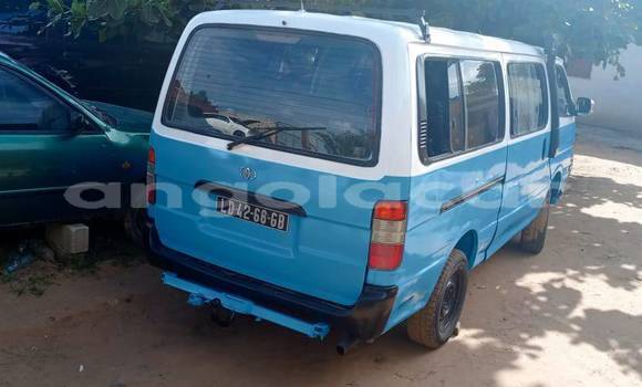 Buy Used Toyota Hiace Blue Car in Caluquembe in Huila