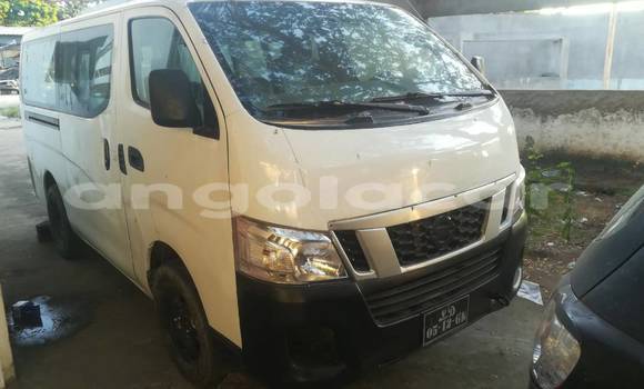 Comprar Usado Nissan Urvan Branco Carro em Caluquembe em Huila Comprar Usado Nissan Urvan Branco Carro em Caluquembe em Huila