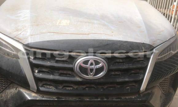 Buy Used Toyota Fortuner Black Car in Caconda in Huila