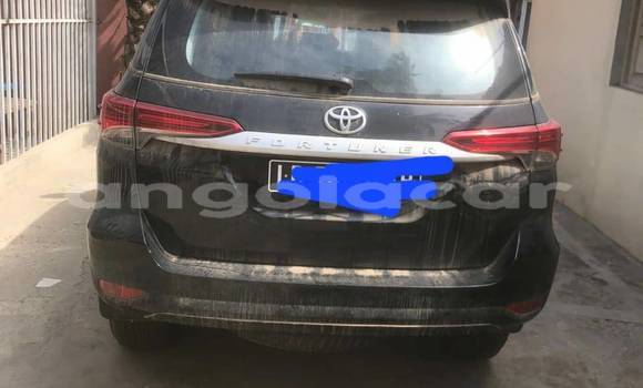 Comprar Usado Toyota Fortuner Preto Carro em Caconda em Huila Comprar Usado Toyota Fortuner Preto Carro em Caconda em Huila