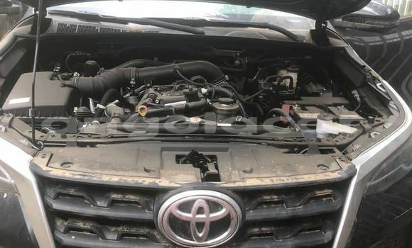 Comprar Usado Toyota Fortuner Preto Carro em Caconda em Huila Comprar Usado Toyota Fortuner Preto Carro em Caconda em Huila