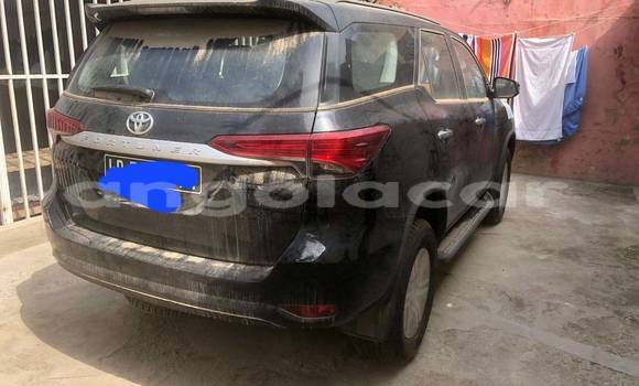 Comprar Usado Toyota Fortuner Preto Carro em Caconda em Huila Comprar Usado Toyota Fortuner Preto Carro em Caconda em Huila