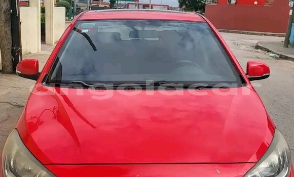Acheter Occasion Voiture Hyundai i20 Rouge à Luanda, Province de Luanda Acheter Occasion Voiture Hyundai i20 Rouge à Luanda, Province de Luanda