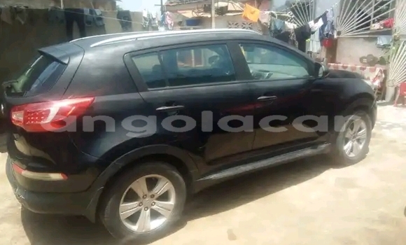 Buy Used Kia Sportage Black Car in Luanda in Luanda Province