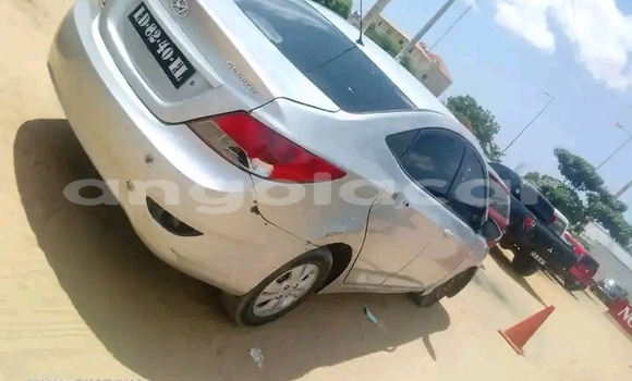 Comprar Usado Hyundai Accent Prata Carro em Luanda em Luanda Province Comprar Usado Hyundai Accent Prata Carro em Luanda em Luanda Province