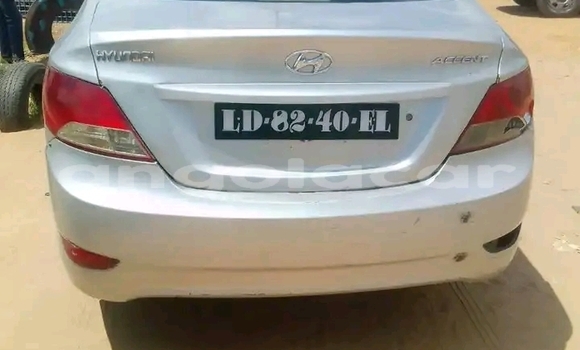 Acheter Occasion Voiture Hyundai Accent Gris à Luanda, Province de Luanda Acheter Occasion Voiture Hyundai Accent Gris à Luanda, Province de Luanda