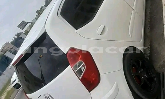 Acheter Occasion Voiture Hyundai i10 Blanc à Luanda, Province de Luanda