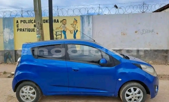 Acheter Occasion Voiture Chevrolet spark Bleu à Luanda, Province de Luanda Acheter Occasion Voiture Chevrolet spark Bleu à Luanda, Province de Luanda