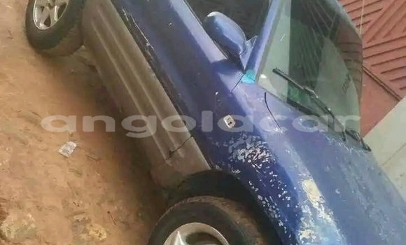 Acheter Occasion Voiture Toyota RAV4 Bleu à Luanda, Province de Luanda Acheter Occasion Voiture Toyota RAV4 Bleu à Luanda, Province de Luanda