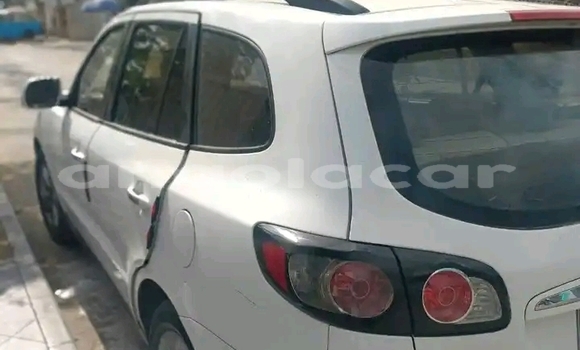 Comprar Usado Hyundai Santa Fe Branco Carro em Luanda em Luanda Province Comprar Usado Hyundai Santa Fe Branco Carro em Luanda em Luanda Province