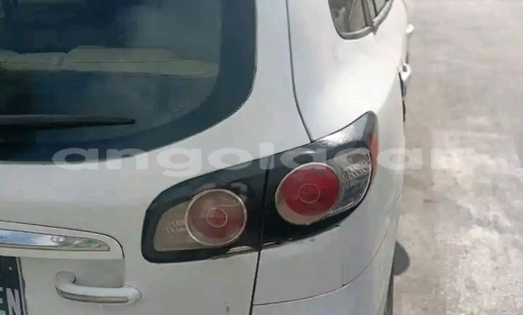 Acheter Occasion Voiture Hyundai Santa Fe Blanc à Luanda, Province de Luanda Acheter Occasion Voiture Hyundai Santa Fe Blanc à Luanda, Province de Luanda