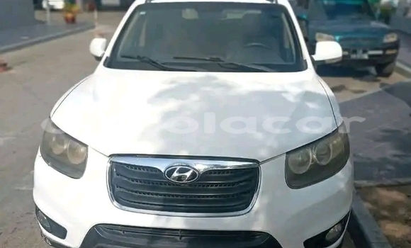 Acheter Occasion Voiture Hyundai Santa Fe Blanc à Luanda, Province de Luanda Acheter Occasion Voiture Hyundai Santa Fe Blanc à Luanda, Province de Luanda
