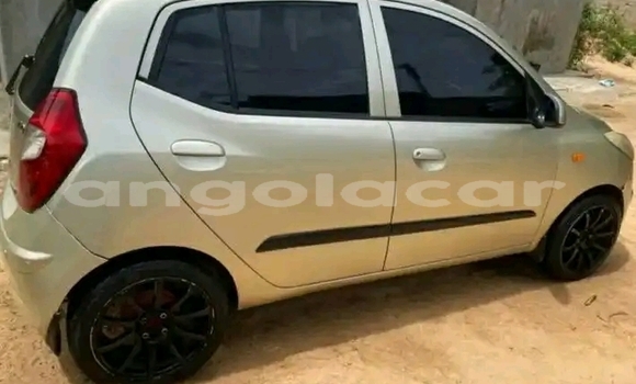 Acheter Occasion Voiture Hyundai i10 Beige à Luanda, Province de Luanda Acheter Occasion Voiture Hyundai i10 Beige à Luanda, Province de Luanda