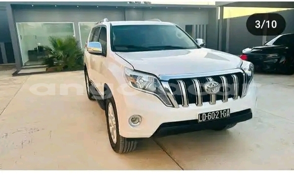 Acheter Occasion Voiture Toyota Land Cruiser Prado Blanc à Luanda, Province de Luanda Acheter Occasion Voiture Toyota Land Cruiser Prado Blanc à Luanda, Province de Luanda