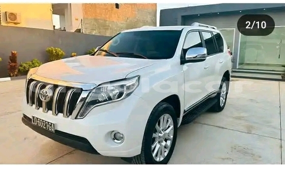 Acheter Occasion Voiture Toyota Land Cruiser Prado Blanc à Luanda, Province de Luanda Acheter Occasion Voiture Toyota Land Cruiser Prado Blanc à Luanda, Province de Luanda