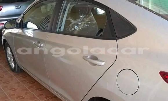 Acheter Occasion Voiture Hyundai Accent Autre à Caala, Huambo Acheter Occasion Voiture Hyundai Accent Autre à Caala, Huambo