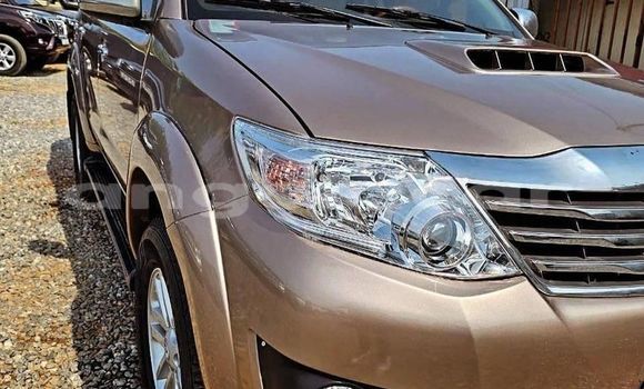 Acheter Occasion Voiture Toyota Fortuner Autre à Caluquembe, Huila Acheter Occasion Voiture Toyota Fortuner Autre à Caluquembe, Huila