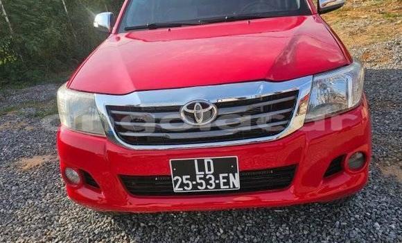 Comprar Usado Toyota Hilux Vermelho Carro em Caluquembe em Huila