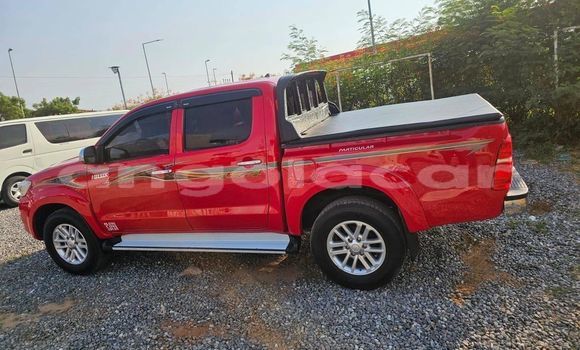 Acheter Occasion Voiture Toyota Hilux Rouge à Caluquembe, Huila Acheter Occasion Voiture Toyota Hilux Rouge à Caluquembe, Huila