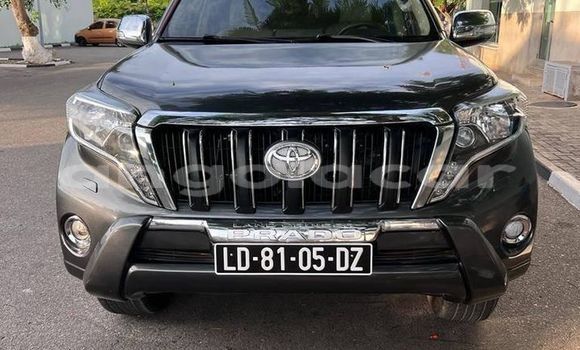 Comprar Usado Toyota Land Cruiser Prado Outro Carro em Camabatela em Uige