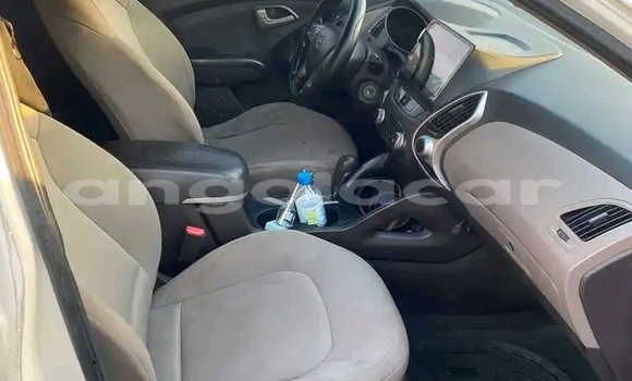 Acheter Occasion Voiture Hyundai Tucson Blanc à Luanda, Province de Luanda Acheter Occasion Voiture Hyundai Tucson Blanc à Luanda, Province de Luanda