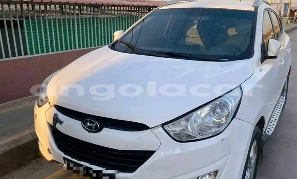 Acheter Occasion Voiture Hyundai Tucson Blanc à Luanda, Province de Luanda Acheter Occasion Voiture Hyundai Tucson Blanc à Luanda, Province de Luanda