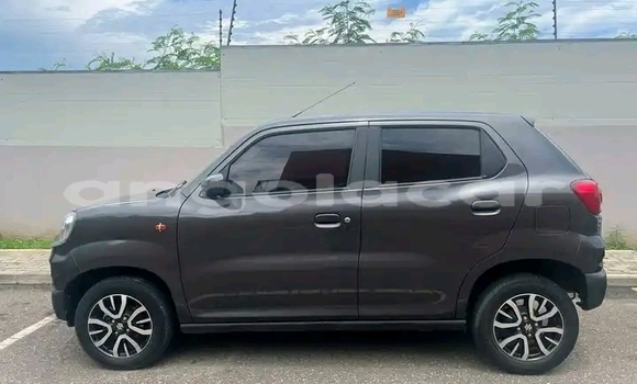 Acheter Occasion Voiture Suzuki Vitara Noir à Luanda, Province de Luanda Acheter Occasion Voiture Suzuki Vitara Noir à Luanda, Province de Luanda
