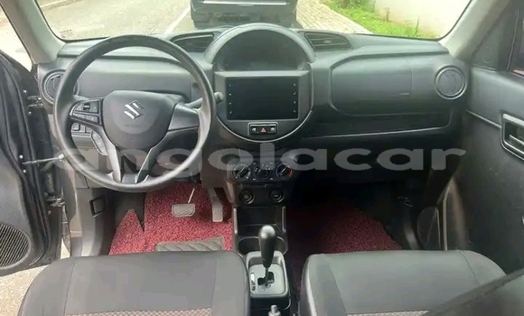 Acheter Occasion Voiture Suzuki Vitara Noir à Luanda, Province de Luanda Acheter Occasion Voiture Suzuki Vitara Noir à Luanda, Province de Luanda