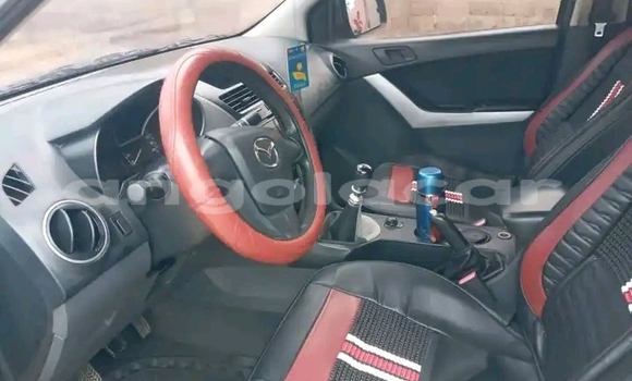 Acheter Occasion Voiture Mazda BT-50 Gris à Luanda, Province de Luanda Acheter Occasion Voiture Mazda BT-50 Gris à Luanda, Province de Luanda