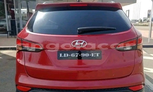 Acheter Occasion Voiture Hyundai Santa Fe Rouge à Luanda, Province de Luanda Acheter Occasion Voiture Hyundai Santa Fe Rouge à Luanda, Province de Luanda