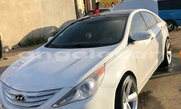 Acheter Occasion Voiture Hyundai Sonata Blanc à Luanda, Province de Luanda Acheter Occasion Voiture Hyundai Sonata Blanc à Luanda, Province de Luanda