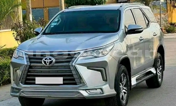 Acheter Occasion Voiture Toyota Fortuner Autre à Luanda, Province de Luanda