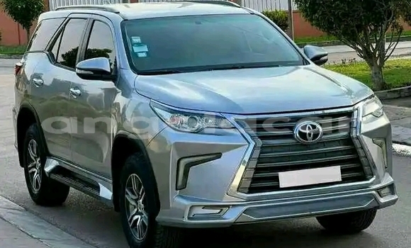 Acheter Occasion Voiture Toyota Fortuner Autre à Luanda, Province de Luanda Acheter Occasion Voiture Toyota Fortuner Autre à Luanda, Province de Luanda