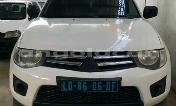 Acheter Occasion Voiture Mitsubishi L200 Blanc à Luanda, Province de Luanda Acheter Occasion Voiture Mitsubishi L200 Blanc à Luanda, Province de Luanda