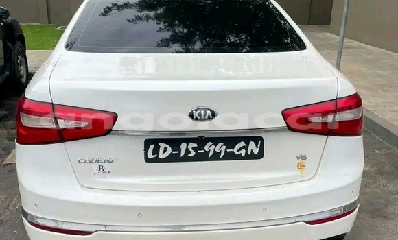 Acheter Occasion Voiture Kia Cadenza Blanc à Luanda, Province de Luanda Acheter Occasion Voiture Kia Cadenza Blanc à Luanda, Province de Luanda