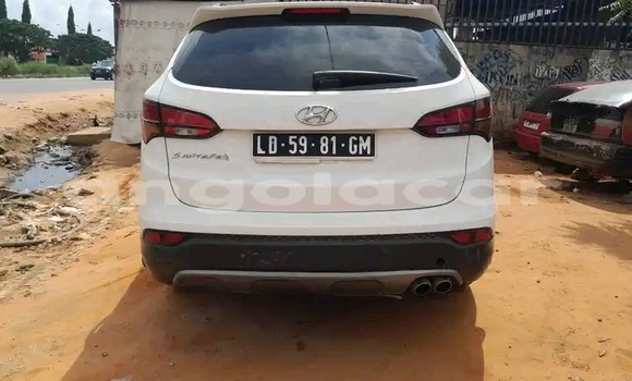 Acheter Occasion Voiture Hyundai Santa Fe Blanc à Luanda, Province de Luanda Acheter Occasion Voiture Hyundai Santa Fe Blanc à Luanda, Province de Luanda