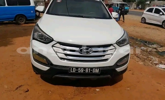 Acheter Occasion Voiture Hyundai Santa Fe Blanc à Luanda, Province de Luanda Acheter Occasion Voiture Hyundai Santa Fe Blanc à Luanda, Province de Luanda
