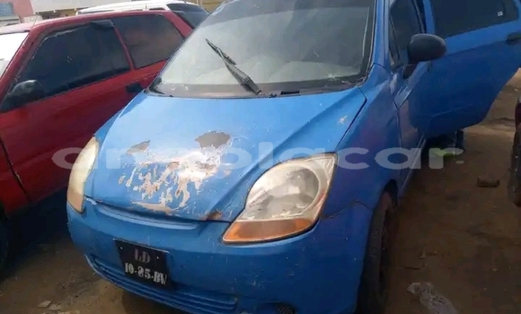 Acheter Occasion Voiture Chevrolet spark Bleu à Luanda, Province de Luanda Acheter Occasion Voiture Chevrolet spark Bleu à Luanda, Province de Luanda