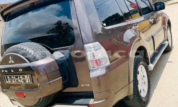 Comprar Usado Mitsubishi Pajero Outro Carro em Luanda em Luanda Province Comprar Usado Mitsubishi Pajero Outro Carro em Luanda em Luanda Province