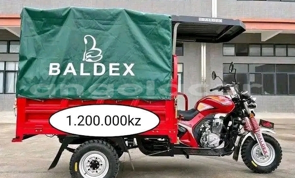 Comprar Usado Beijing BJ212 Vermelho Carro em Luanda em Luanda Province Comprar Usado Beijing BJ212 Vermelho Carro em Luanda em Luanda Province