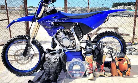 Comprar Usado Yamaha YZ Azul Moto em Benguela em Benguela
