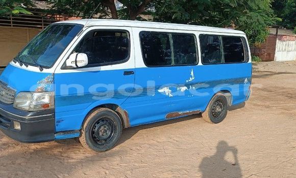 Comprar Usado Toyota Hiace Azul Carro em Caconda em Huila