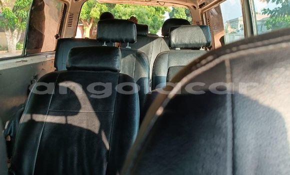 Acheter Occasion Voiture Toyota Hiace Bleu à Caconda, Huila Acheter Occasion Voiture Toyota Hiace Bleu à Caconda, Huila