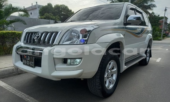 Buy Used Toyota Prado White Car in Luanda in Luanda Province Buy Used Toyota Prado White Car in Luanda in Luanda Province