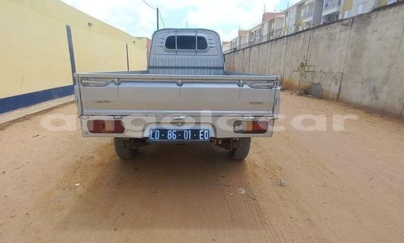 Comprar Usado Chevrolet Astra Branco Carro em Caluquembe em Huila Comprar Usado Chevrolet Astra Branco Carro em Caluquembe em Huila