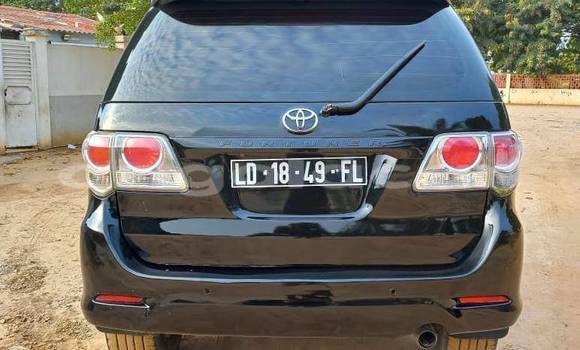 Acheter Occasion Voiture Toyota Fortuner Noir à Camabatela, Uige Acheter Occasion Voiture Toyota Fortuner Noir à Camabatela, Uige